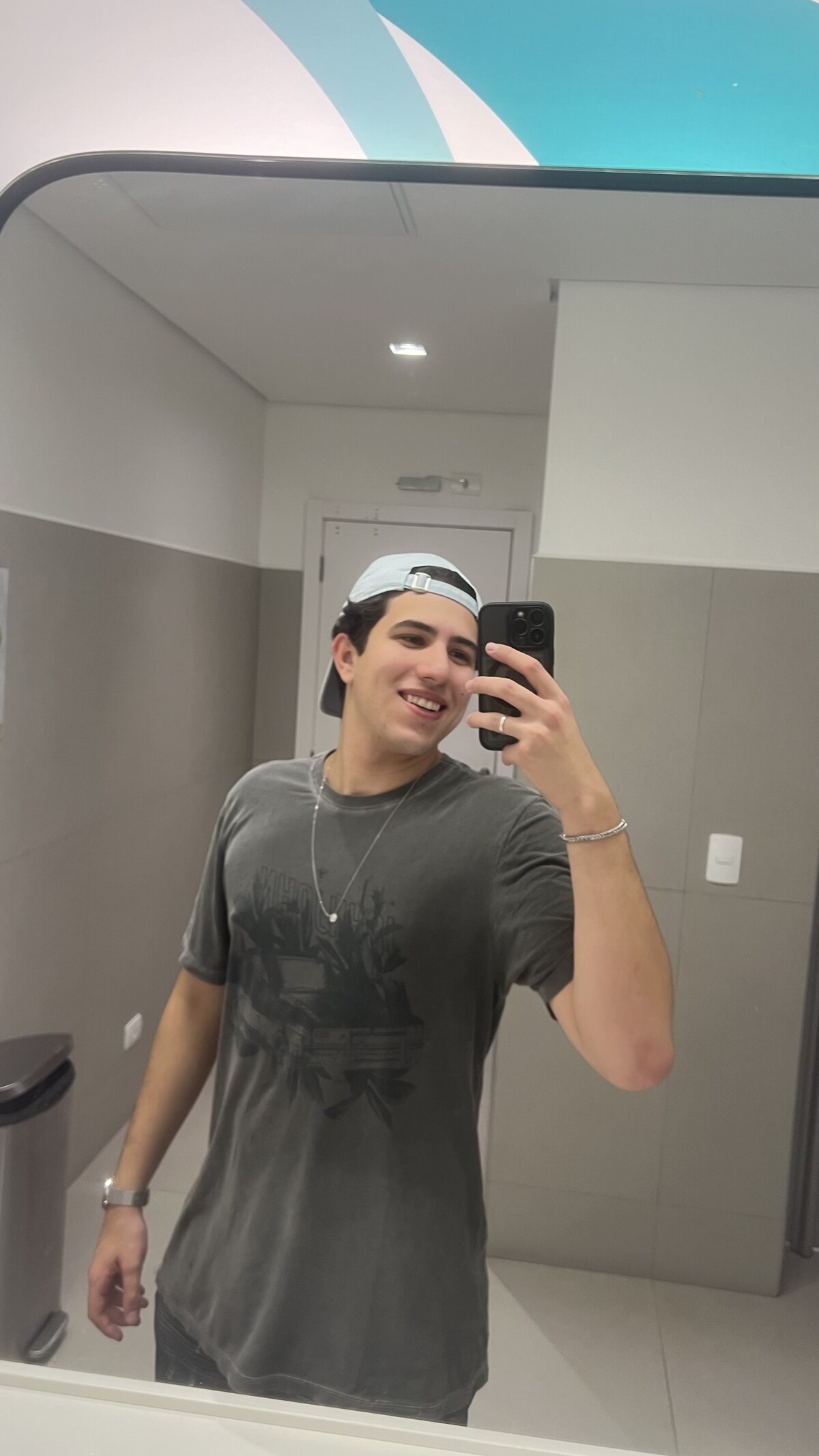 Retrato casual de Matheus Barros